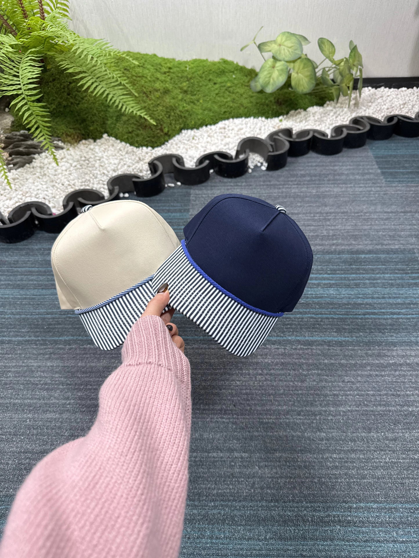 STRIPED CANVAS HATS