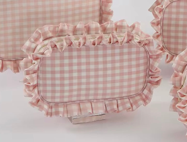 Gingham Ruffle Zipper Bag