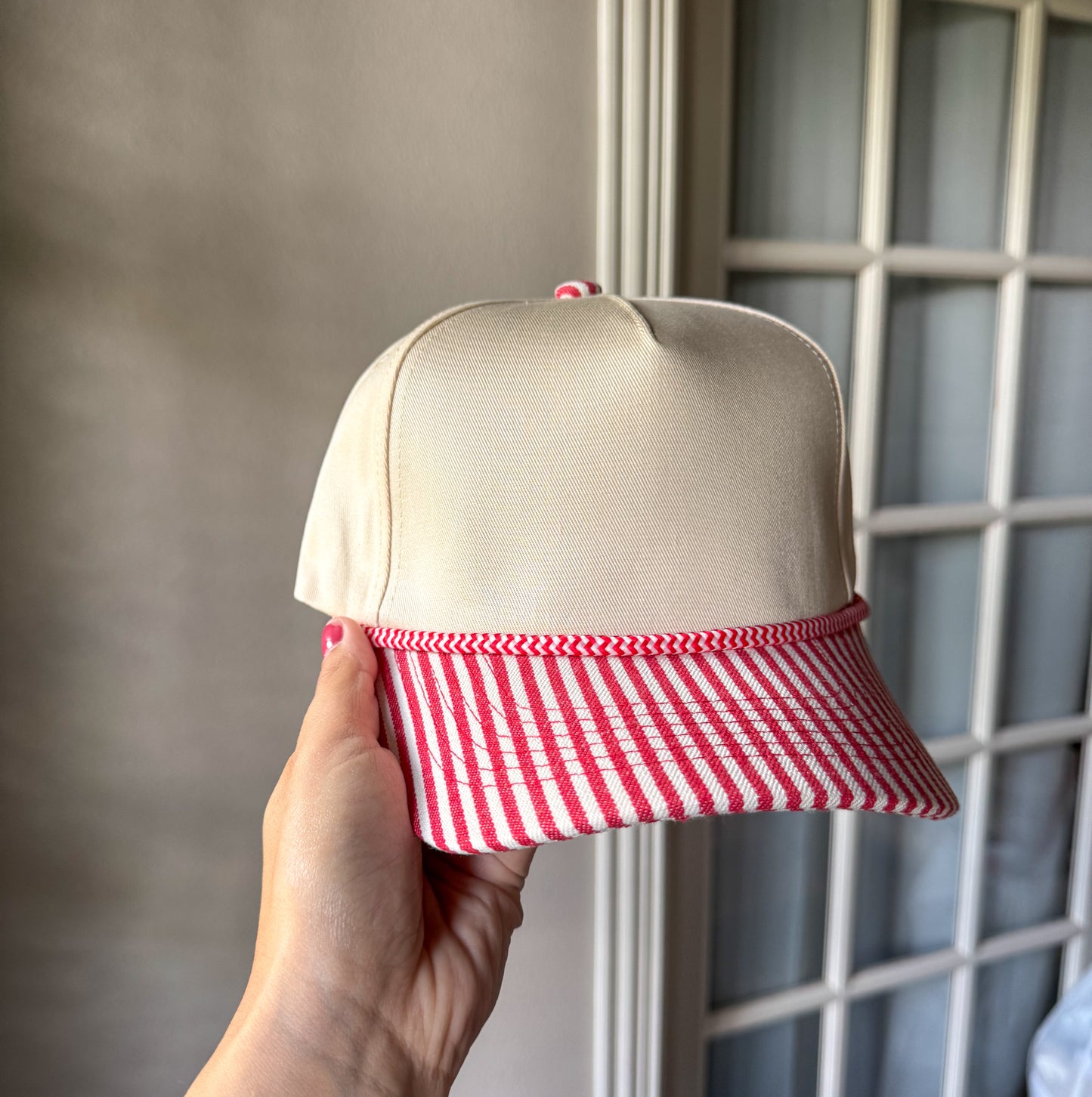 STRIPED CANVAS HATS
